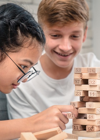 Atelier Jeux d'Ambiance, Vacances en famille, Loisirs-créativité